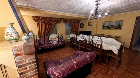 17703957306986185209e32