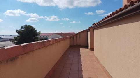 1770398296698622586f361