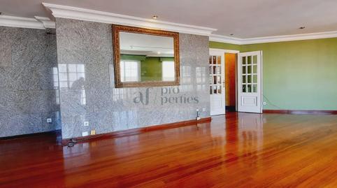 17704024136986326d61963