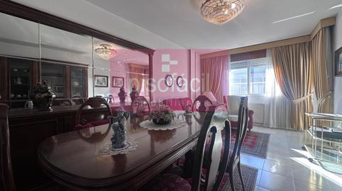 17704123376986593148973