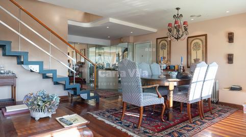 1770414296698660d89f8b8