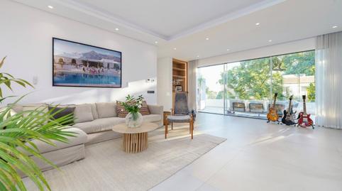 1770456745698706a96dccb