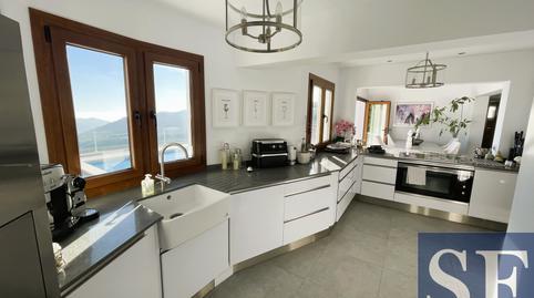 177046209969871b93b4612