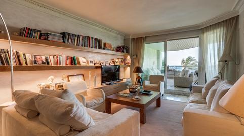 17704643176987243d06c29