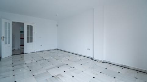 17704653776987286150f0c