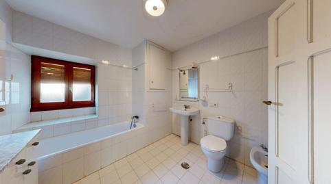 177047605469875216e03f5