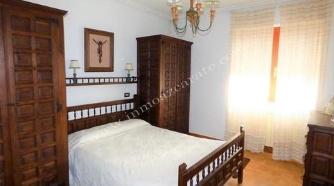 1770476198698752a61fea8