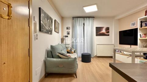 17704768136987550de49f8