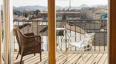 1770477925698759654489e